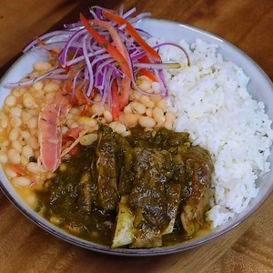 10K views · 223 reactions | Prepara este delicioso Seco de Res con Frijoles菱 | Sabroso | Facebook