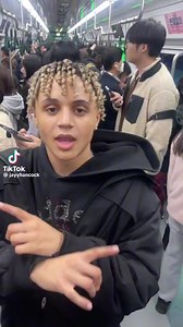 Ahhh this is so cute! Ruby Experience dancers ♥️ they are so supportive of our Jennie 😍 | For Jennie Kim