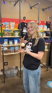 1.9K views · 32 reactions | Having fun with cupcakes! Make sure to support all your local dessert shops for all your holiday celebrations. #gilbertaz #holidayseason #cake #local #cupcake #toastedmallow | Toasted Mallow | Facebook