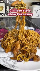 Chinese chow mein fakeaway for a weekend treat🥡🤤 This low calorie chinese fakeaway is the perfect treat for you this weekend 🫡 It’s low in calories High in protein & honestly I could nearly say it’ll taste better than your local Chinese 👀 Ingredients 👇🏻 1 egg noodle nest 125g chicken breast 4tbsp soy sauce Chinese 5 spice 30g mayflower curry 1 onion 415 calories 42g protein ✅ #fatloss #fatlosstips #weightloss #weightlosstips #weightlossfoods #calories #caloriedeficit | Adam Donald Online C