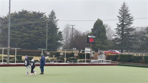 We're getting a mix of showers and some snow flurries at the Guyra Bowls Club right now. The wet ground means it isn't settling unfortunately | Thomas Hinterdorfer: Extreme Weather Chaser