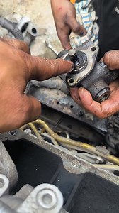 Mitsubishi Fuso fighter 6M61 engine, naglahok Ang diesel sa langis.. #highlightseveryone #highlightseveryonefollowers #starsenderseverywhere #fypviralシ #fypageシ #fbpostviral #trucking #mechanic #engine #mechaniclife Part 6 | Ruben Malapote | Facebook