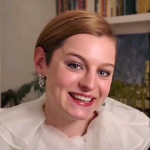 Emma Corrin Dedicates 2021 Golden Globes Win to Princess Diana With Touching Tribute