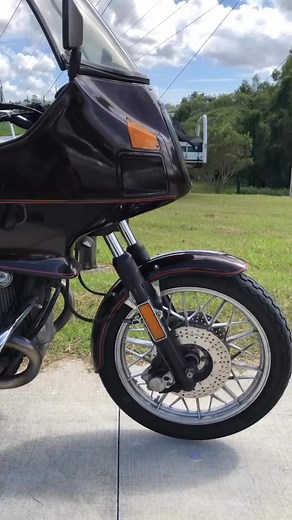 The Legendary BMW R100RT 1977 in great condition for the age.. 52xxxklms on the clock. $9500ono #bmw #bmwr100rt | Centrepoint Wholesale