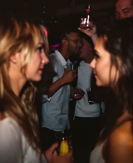 Girls Just Wanna Have Fun, Lesbians Kissing Video