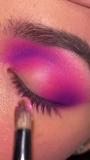 6.4K views · 233 reactions |  Applying Flaminglow to my models lid...