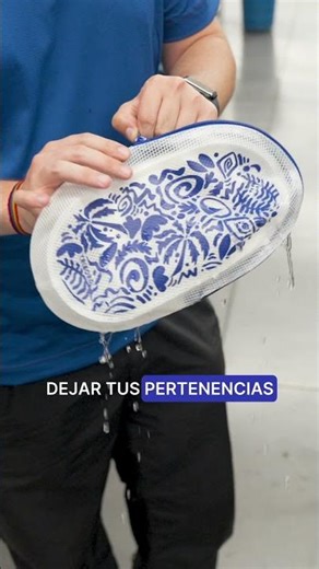 Mantén tus pertenencias seguras y secas con esta bolsa impermeable 🤩