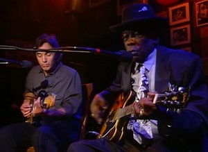 19K views · 2.7K reactions | “Well, I'm a crawling king snake, baby, Crawl up on your door. Crawl up to your window, baby, Crawl up on your floor.” Happy Friday, folks. Here’s John Lee performing “Crawlin' Kingsnake'' with Ry Cooder on the BBC show 'John Lee Hooker And Friends.' Need more Blues? Watch the full video here: https://found.ee/CrawlinKingsnake-1 | John Lee Hooker | Facebook
