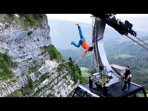 Extreme Slackline Stunts | Ultimate Slacklining Compilation