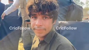 The Chairman of PCB gifted a phone to a poor laborer who couldn't make TikToks. Another laborer asked to select him for the Pakistan team. #GaddafiStadium #TriSeries #CT2025 #mohsinnaqvi | CricFollow