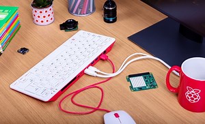 El Raspberry Pi 400 es un teclado que incluye un ordenador completo en su interior
