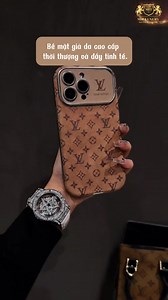 3.6K views · 10 comments | SANG RÕ CHẤT, ĐẸP RÕ NÉT Mặt lưng mềm mịn cao cấp – sờ là thấy khác ngay. Khung viền TPU dẻo dai – chống sốc tốt, ôm máy chắc tay. Logo sắc nét, nhìn vào là thấy khí chất. Gam màu thời thượng, hiện đại, trẻ trung. Form ôm chuẩn, viền bo mềm, cầm chắc tay.  Sang nhẹ nhàng – tinh tế từ từng chi tiết. | Pretty me up | Facebook