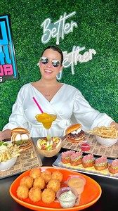 Ya no tienes que decidir entre sushi y hamburguesa @pezvacamiami tiene los dos 😍 📍ubicación 2475 NW 95TH Ave suite 7, Doral FL 33172 ✨Lo que ordenamos: •Mamma Mia con papa incluidas $20.99 •Downtown Roll $23.99 •Truffle Tuna Bites $18.5 •Pork belly Bao $14.99 •cheese bite $13.99 •Salmon Torch Roll $24.99 •Gypsy Burger $18.99 con papas incluidas •Chocó Dolce cake $13.99 @sushiclub305 @iburgermiami Juntos mejor 😍✨ Y tú ya los visitaste? #miamifoodie #miamifood #miami #foodporn #foodie #miamieat