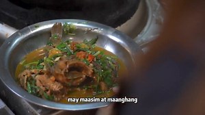 6.8K views · 1.3K reactions | #yunnan #lakbay #cuisine Tuwing Hunyo, pagkaraang magka-ugat ang mga palay, inilalagay ng mga taga-rito ang mga baby fish sa palayan. Kinakain ng mga isda ang mga insekto, kulisap, at nalalaglag na bulaklak ng palay, kaya tinatawag din ang mga ito na Rice Flower Fish. | Ka-sissi Nyo | Facebook