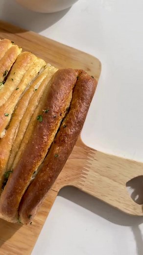 2.7K views · 38 reactions | Slice, bake, and enjoy! Our non-stick loaf pans make baking a breeze. 稜Whether you're a seasoned baker or just starting out, our pans with their non-stick coating ensure easy release and quick cleanup. Bake any type of loaf with confidence and savor the delicious results! #BakeLikeAPro #LoafPanPerfection | Baker's Secret | Facebook