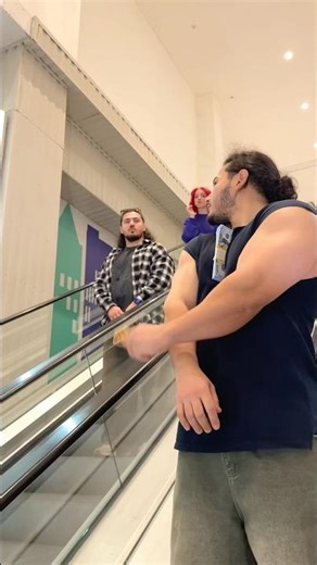 Hi 👋🏻, Rate my body from 1 to 10 !!!