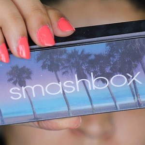 Pop of colour for Day 6 of #31Days31Palettes 🧡💜 Products Used: @lakmeindia x Kareena Kapoor Khan Eyebrow Definer (Graphite) @wetnwildbeauty @wetnwildindia Photofocus Concealer (Tawny) @smashboxindia @smashboxcosmetics Covershot Palette @niveaindia MicellAir Water (Rose) @nyxcosmetics @nyxcosmetics_in Glam Aqua Liner (Gold) @smashboxcosmetics Always On Gel Liner @nyxcosmetics_in Vinyl Liner @benefitcosmetics @benefitindia Bad Gal Bang Mascara @henaahainaabeauty Lashes (Noor) #shreyajain #eotd #