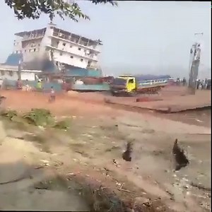 RoRo ship Capsized at Port 😱😱 Ctto | SeamanEedit