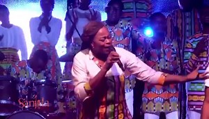 Tu es plus grand - Nadège Mbuma/ Sanjola | Praise and Worship All Nations