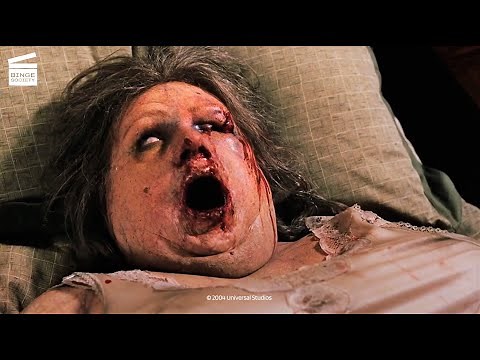 Dawn of the Dead: Aggressive zombie HD CLIP