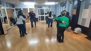 Clase de Bachata Principiantes, Progresando..💪🏻 | Factoria De Baile