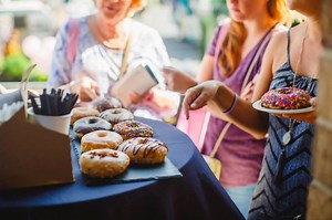 Girl Tribe Pop Up is the ultimate shopping event of the season! Shop from 80 amazing local vendors while enjoying jams, brews, bites and exclusive discounts! RSVP today! | Girl Tribe Co.