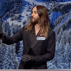 And the category is… THIRTY SECONDS TO MARS at #LakewoodAmp on August 21 with AFI, Poppy, and KennyHoopla! 🎉 Tickets are on sale now at https://livemu.sc/3Rm5Nkv Part of the Allianz Concert Series | Lakewood Amphitheatre