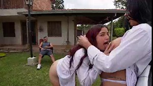 Hot Colombian women wash cars in exchange for sex - Melany Latina