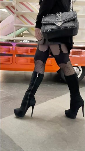 Stilettos and stocking 👠 Full set on Boosty 👇