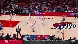 Andre Iguodala with an emphatic dunk