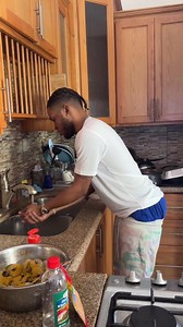 Is this really how men cook food? 📷: @deno_crazy #LiveStush #Jamaica | Stush