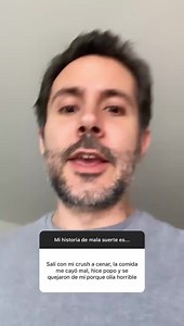 1.6M views · 10K reactions | Pedí a la gente que me contaran una historia de mala suerte. Mi favorita fue la mujer que tuvo que irse del restaurante. | Led Varela Bargalló | Facebook