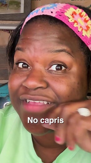 The principal forced a teacher to wear.... paper pants?! #capris #teacher #dresscode