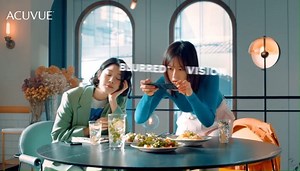 "ACUVUE® Oasys 1-Day Astigmatism is designed with HydraLuxe™ Technology to provide all-day comfort, and Eyelid Stabilised Design to provide sharp vision no matter what position you’re in. Correct your astigmatism with ACUVUE® Oasys® 1-Day for Astigmatism today❗️❕ #Acuvue #AcuvueMY #AcuvueMalaysia #contactlens #eye #eyecare #eyehealth #astigmatism " | HOOT Optical