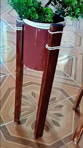💫DIY paint🎨can and wooden stick into planter❤diy planter❤ showpiece🦋#decor #diycrafts #diyplanters