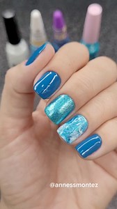 1.5M views · 6.1K reactions | Esse esmalte azul de glitter é um escândalo de lindo 冀✨️ #naildesigns️ #unhasdecoradas #unhas #manicureporamor #unhasdasemana #unhanatural #nailart #unhamarmorizada #unhaquadrada #manicure | Anne Montez | Facebook