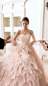 453K views · 22K reactions | flower overskirt #dresses #couturedetails #flowerstyle #ブライダル#fashionblogger #カラードレス #kiyokohata#キヨコハタ #moda #couturefashion #vestido#드레스#gaun | kiyoko_hata | Facebook