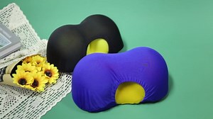 3D Boobs Pillow Soft Memory Foam Sleep Pillow Creative Breast Shape Pillow with Red Matte Spandex Cover Case Funny Chest Pillow (白色, One Size)