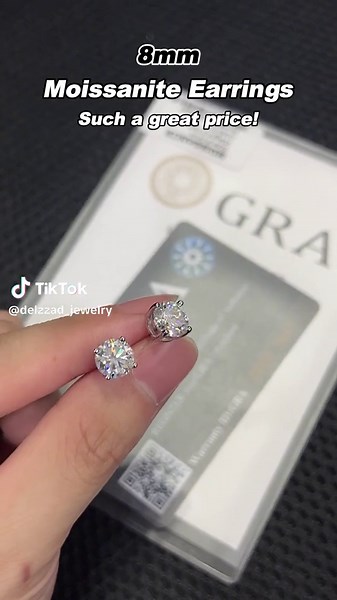 SHOP our Moissanite Earrings Today🛒‼️ As low as $8.99#Jewelrylove#dealsforyoudays#VVS#JEWERLY#diamond#Moissanite#earrings #moissaniteearrings#tiktokshop#giftidea#fyp #delzzad #Delzzad