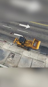 There's just something magical about the bulldozer on GTA Online. Doesn't need guns. Doesn't need to speed. All it does is crushing dreams. 🎥: Gtacouzi | Dexerto