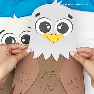 27 reactions · 11 shares | 礪 Eagle Puppet Craft ✂️ Get the template @simpleeverydaymom .com | Simple Everyday Mom | Facebook