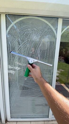 La transparence qui fait la différence 🧼 #satisfyingvideo #explorepage #cleaninghacks #oddlysatisfying #satisfying #business #satisfaction #explore | Go Bert