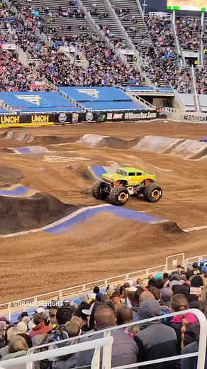 Some of my favorite stunts from the Skills Challenge at the Monster Jam Stadium Championship Series Blue in SLC, #Utah #monsterjam | Coralie Seright - Lovebugs and Postcards