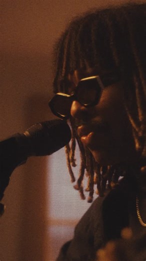 ‘Drenched’ music video is out now!!! Had a blast making this nostalgic style video reminiscing on when we were younger and appreciating where we are now ❤️🥹 Directed by @duncanwright__ & shot by @mikeyhamer 🎥 link in bio to watch | Ocean Alley