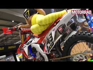 EICMA-Girls 2015