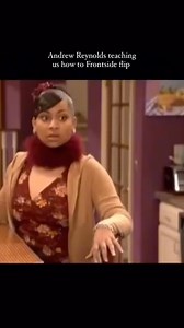 @andrewreynolds teaching a frontside flip! Repost from: @interviewswithskaters ---- 👀👆📲🧶📬🛹 thedarkslide.com | The Dark Slide