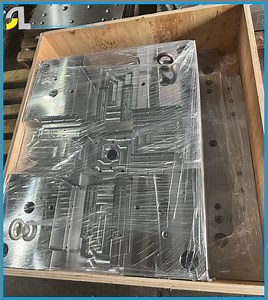 [Hot Item] Mold Base Plates for Plastic Injection Molds