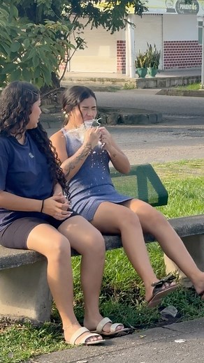 704K views · 11K reactions | El celular electrico⚡️220 voltios #reel #reelsviral #reelsvideo #humor #risas # | 퐄́퐋퐈퐓퐄 퐃퐄퐋 퐇퐔퐌퐎퐑.2 | Facebook