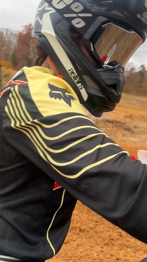 🩸BANG🩸 . . . . #stark #starkfuture #moto #mx #mountainmotorsports #foxmoto #dirtbikes #dogoftheday #tennesseetough | Chandler Jackson