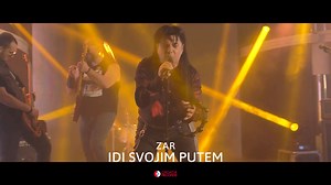 Grupa Zar predstavlja pjesmu "Idi svojim putem" koja se nalazi na nedavno objavljenom albumu "Žurim". Glazbu je napisao Igor Vukojević, tekst Amir Pilav Cvale, a zajedno su napravili aranžman. Snimateljski tim iz Invenio Filmsa bio je zadužen za kompletnu videoprodukciju spota. Pjesma "Idi svojim putem", baš kao i cijeli album "Žurim", stvorena je za sve ljubitelje rock zvuka, odličnih tekstova i dinamičnosti svirke. Za dobar zvuk Zar je u goste pozvao Igora Paspalja na gitari i Brunu Langera na